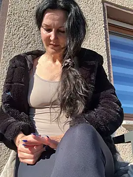 -OLYA- Live XXX Chat