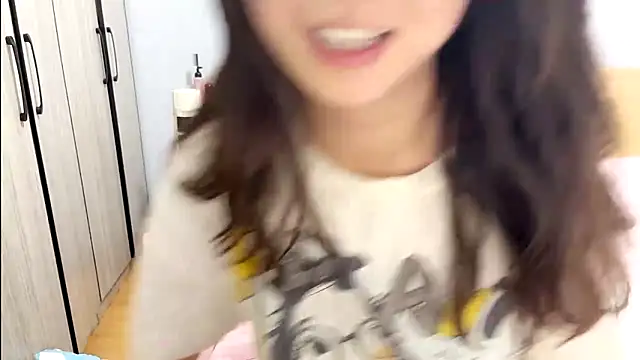 Chatroom XXX en direct de Hmm_0303