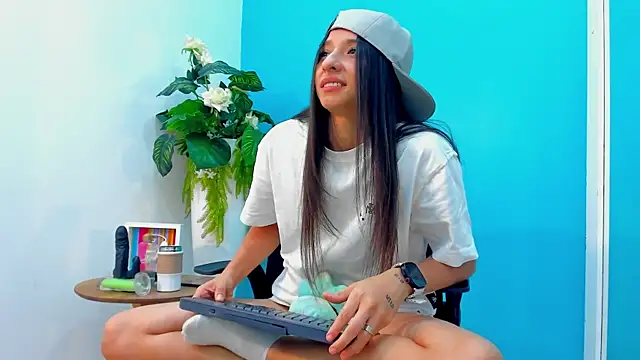 ViictoriiaSaenz – Naživo XXX chat