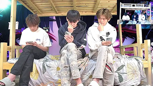 xiaohuangren01 Live XXX-chat