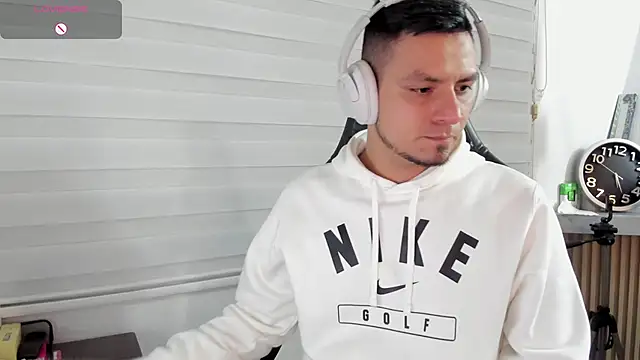 Rick_Adams 现场XXX聊天