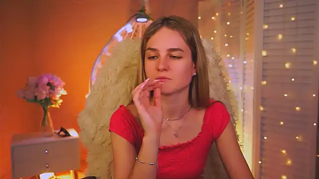 Chat +18 de DeboraLarson ao vivo