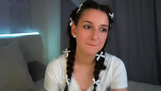 Živý XXX chat FalineBeacher