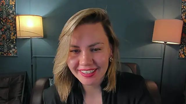 Chat +18 de AriaEven ao vivo