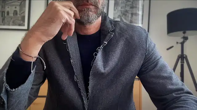 mecchaude 现场XXX聊天