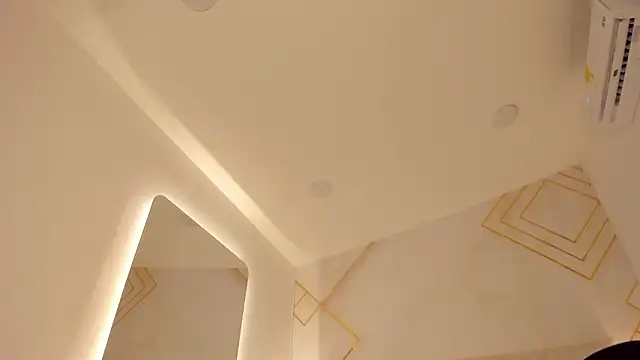 Nioki_ 网络视讯表演