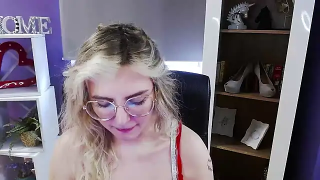 แชท XXX สดของ Zoey_Erotic