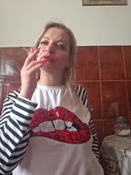 LadyTouch's Live XXX Chat