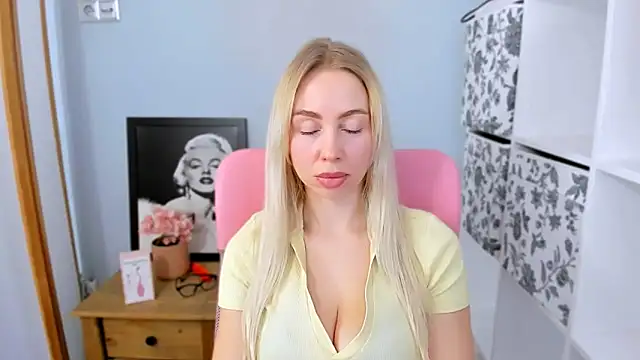 Chat +18 de MargaritaRose ao vivo