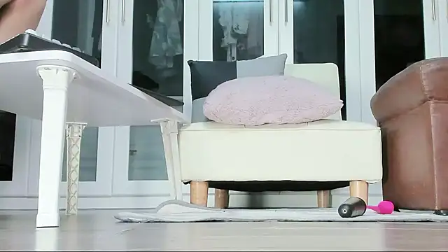 XXX chat uživo modela _abii_