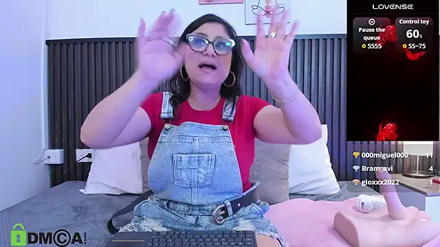 alahia_mellers 现场XXX聊天