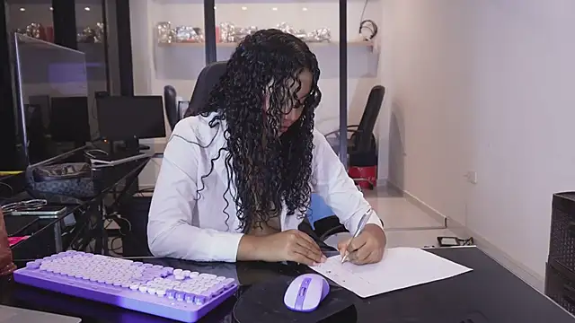 Živý XXX chat Anais_aradia