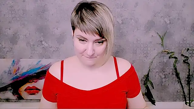 Djullia Chat XXX live