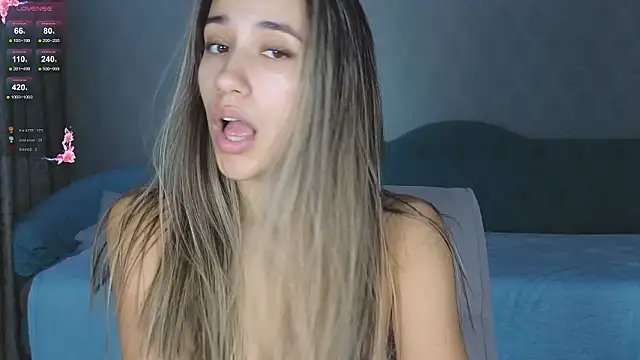 hot_ass_18 Live XXX Chat