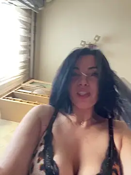 CrazzyChicks – Live XXX-chat