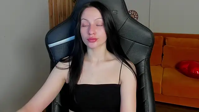 Chat +18 de NaomiBlakes ao vivo