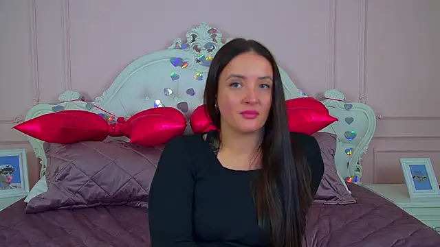 Chat +18 de ElinaBellucci ao vivo