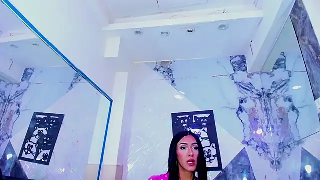 Isabella_stanford2のウェブカメラショー