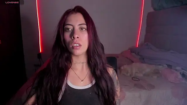 Chat +18 de maazikeenx ao vivo