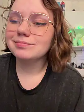 soft_focus élő XXX-chatje