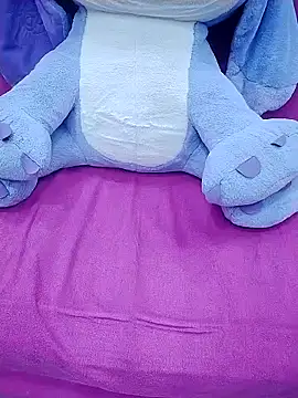 _--__Ana__--_ 在線直播表演