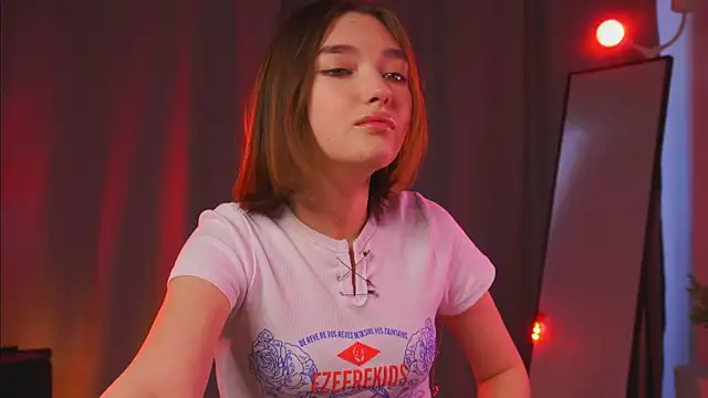 Leyla_crshのライブXXXチャット