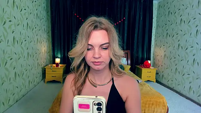 LunaFlinn Live XXX-Chat