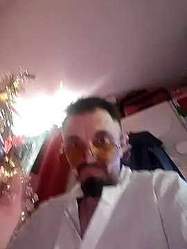 ClonicKaaba's Live XXX Chat