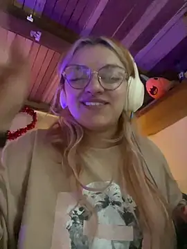 Sophia_Weest99 Live XXX-chat