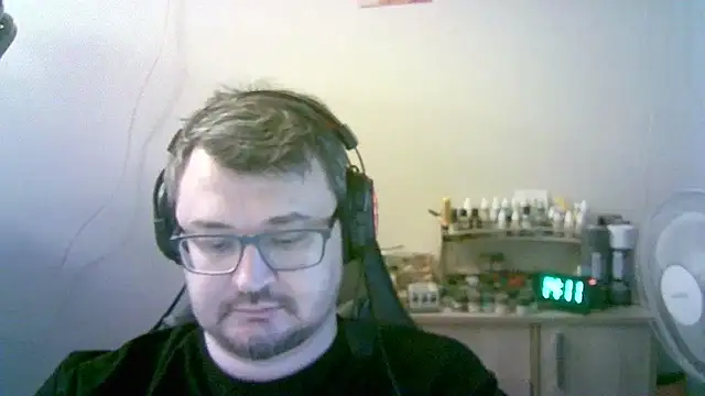 Chatroom XXX en direct de SirAbuser