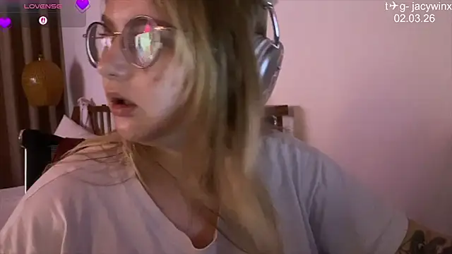 JacyWinslat 现场XXX聊天