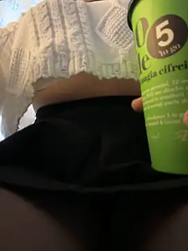 XXX chat uživo modela CrazyTori