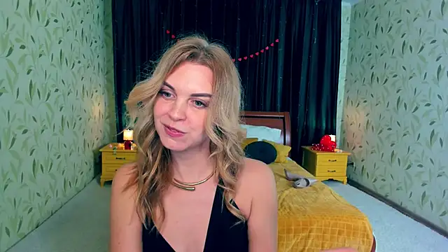 LunaFlinn's Live XXX Chat