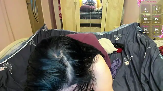 HoneyBee699のライブXXXチャット