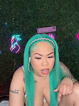 Pokazy przed kamerką – RenaThickAss