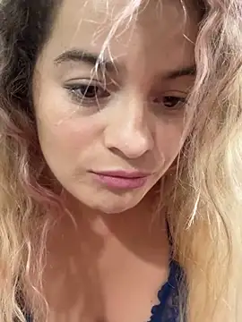 AriBeautifulのウェブカメラショー