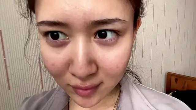 YourMiIaのライブXXXチャット