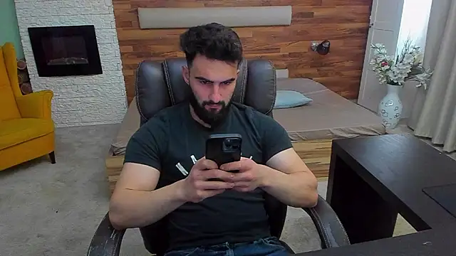 MicahLane Chat XXX in diretta