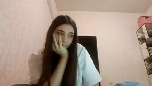 JanineThielman Chat XXX in diretta