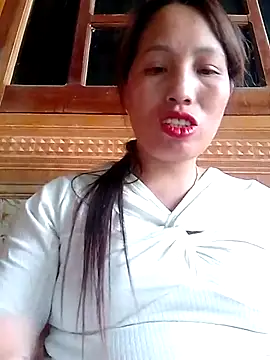 Gummiesu 现场XXX聊天