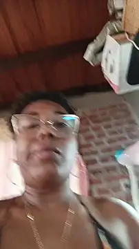 ChanneldelaCroix Live XXX-Chat