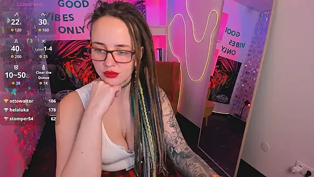 Chat XXX en directo de LisaFoxy_y