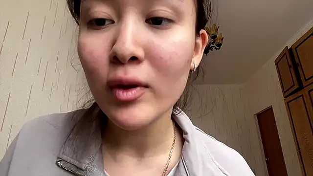 YourMiIa – Naživo XXX chat