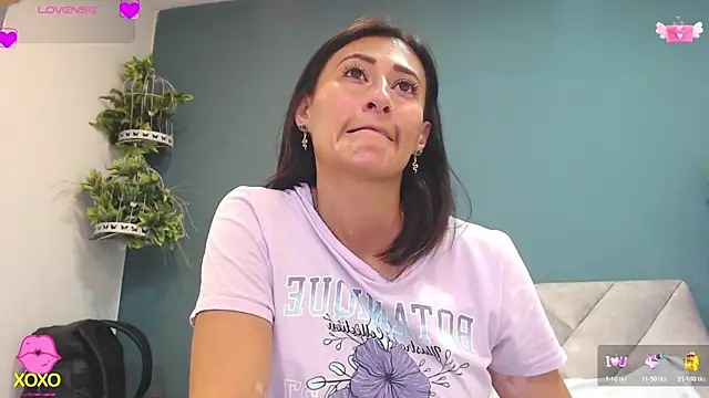 SharisWillian's Live XXX Chat