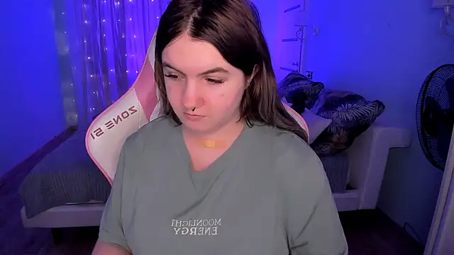 Czat XXX na żywo – lovelyy_julia