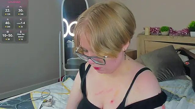 Czat XXX na żywo – Lauraaa_Smith