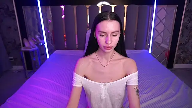 Snow_WhiteeeX 即時 XXX 聊天