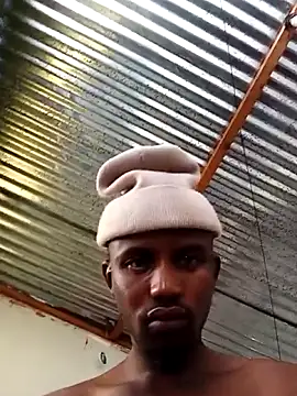 Živý XXX chat Maintee27