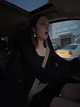 DollyTall élő XXX-chatje