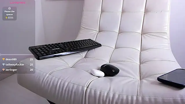 Aaron_Tate Adlı Modelin Web Kamerası Şovu